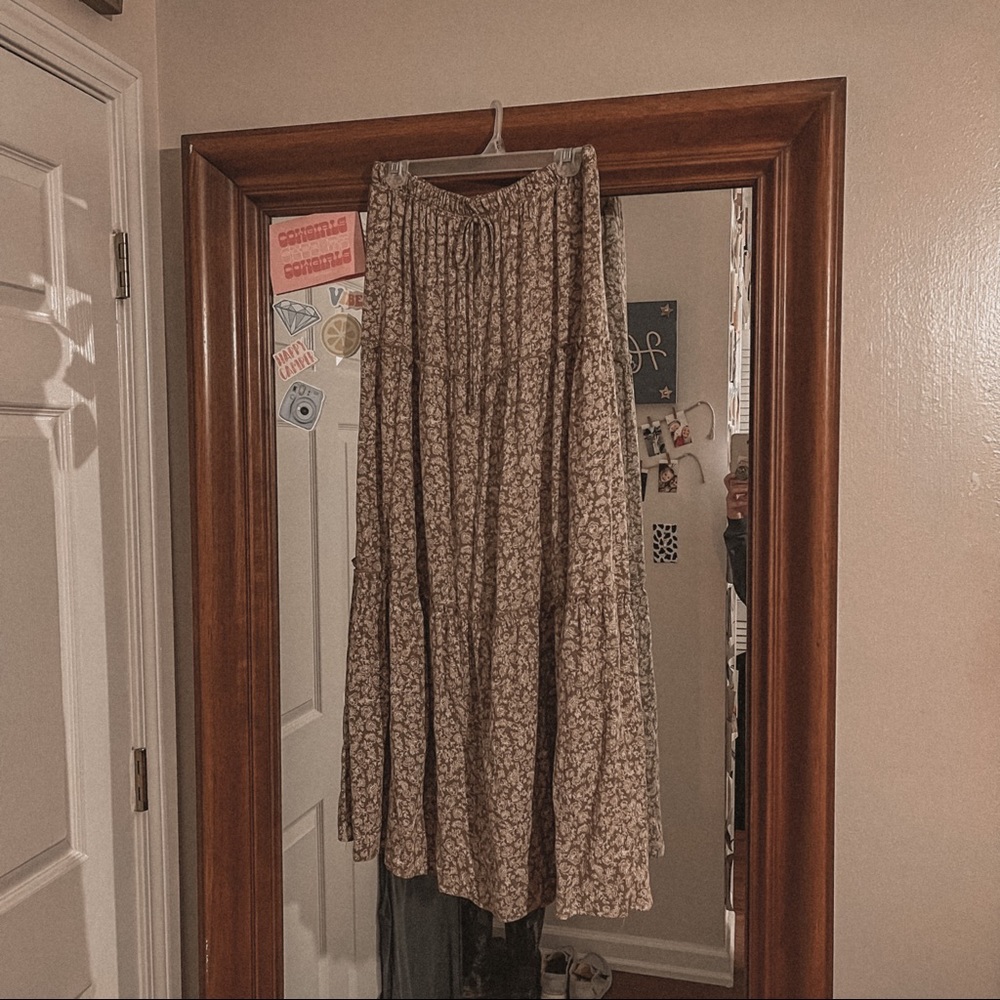 Hutchins skirt